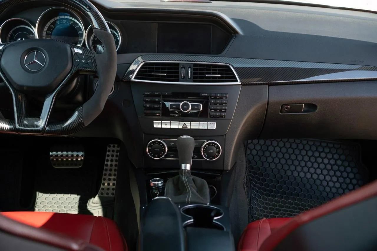 Used 2012 Mercedes-Benz C 63 AMG Coupe image 17