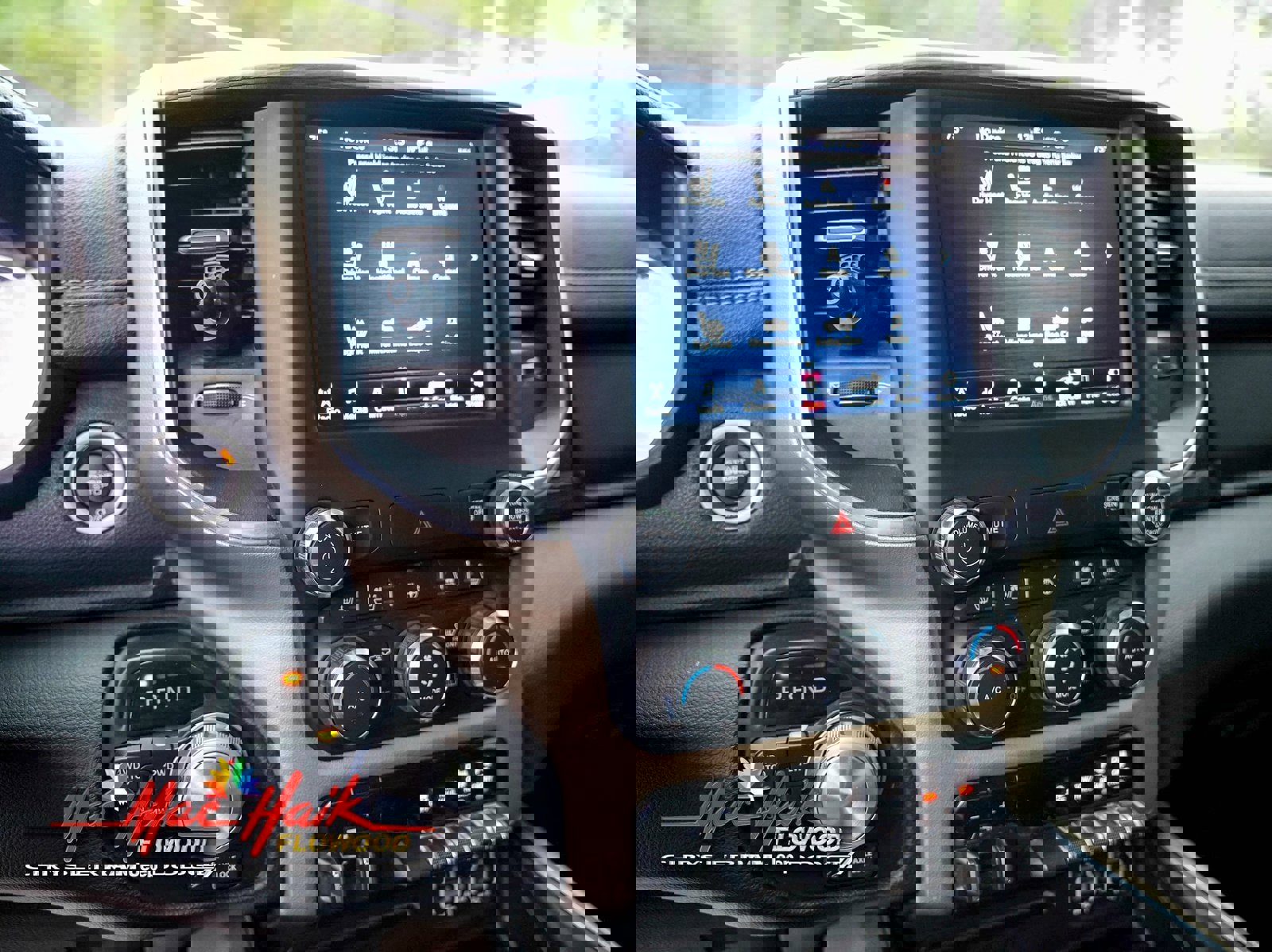 Used 2019 RAM 1500 Laramie image 13