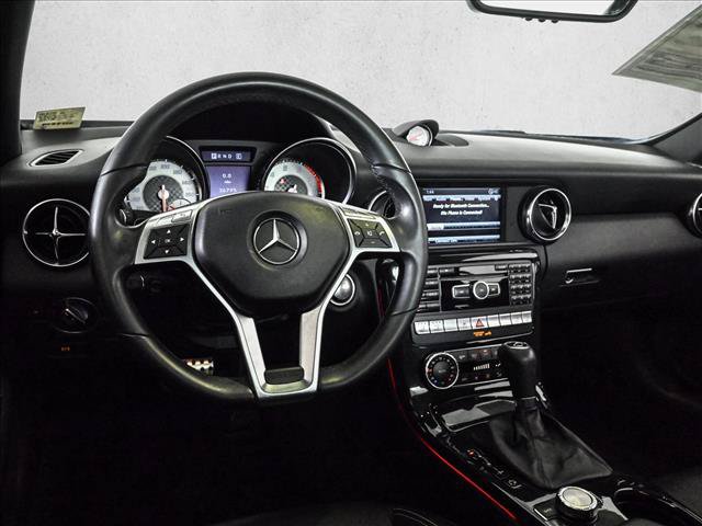 Used 2013 Mercedes-Benz SLK 250 image 18