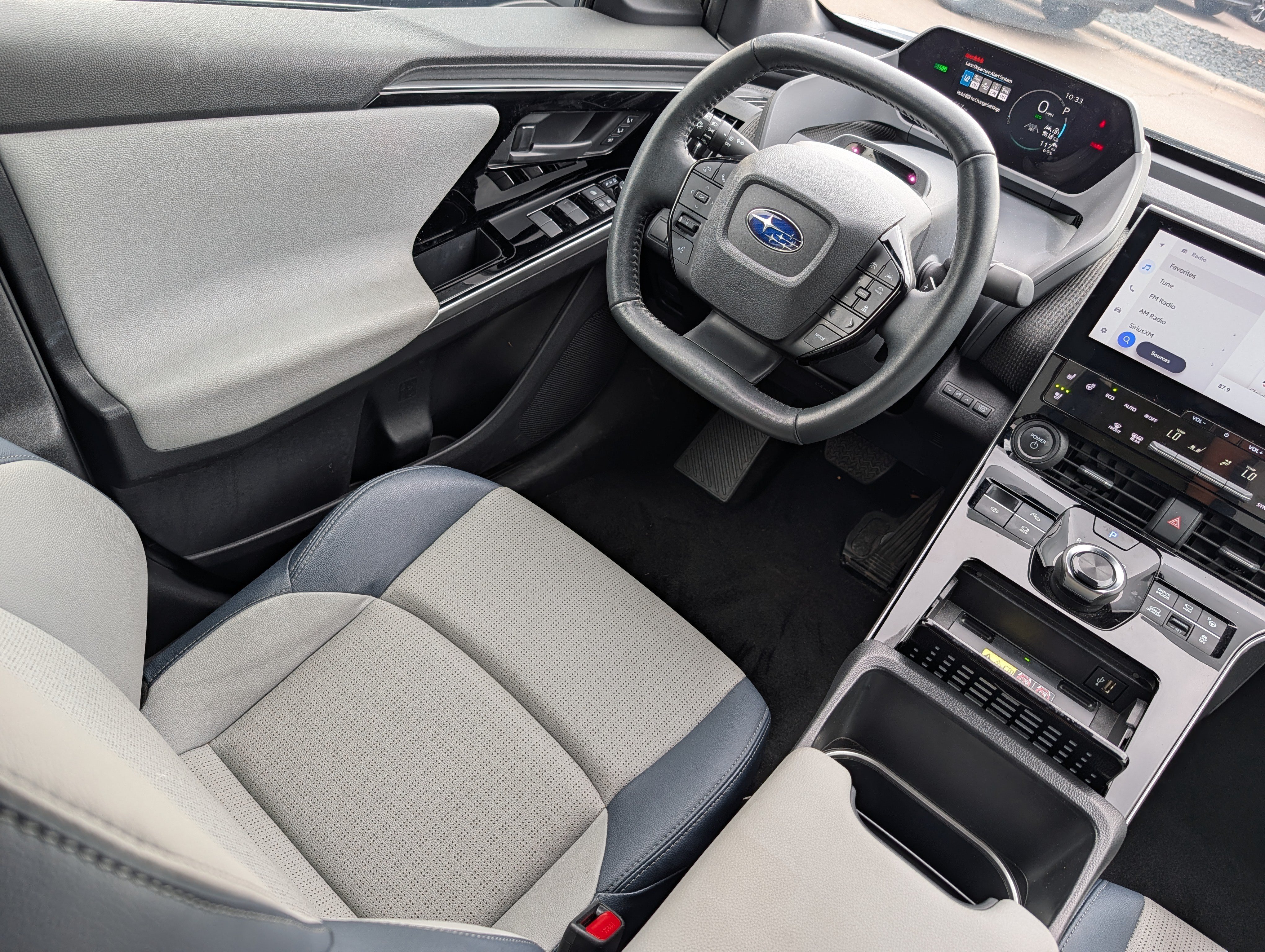 Used 2024 Subaru Solterra AWD/4WD image 9