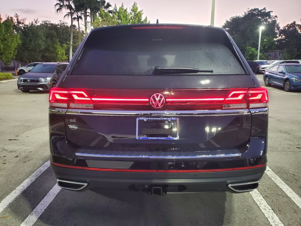 New 2026 Volkswagen Atlas SE FWD image 4