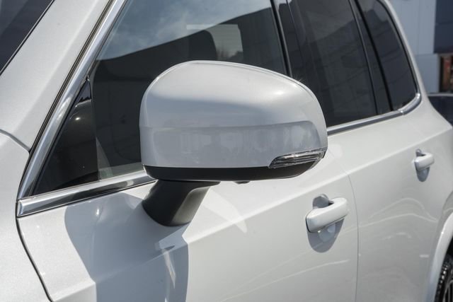 New 2026 Volvo XC90 T8 Plus w/ Protection Package Premier image 15
