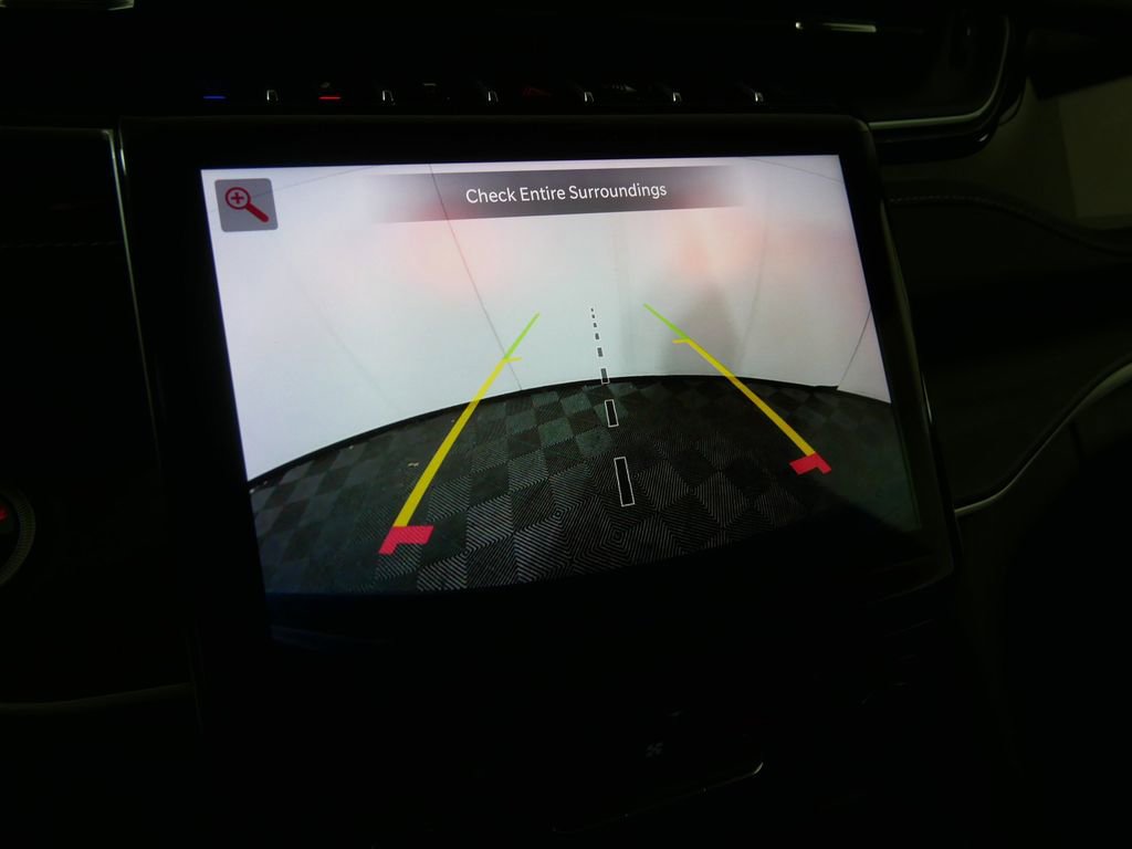 Used 2022 Jeep Grand Cherokee Limited 4xe image 29