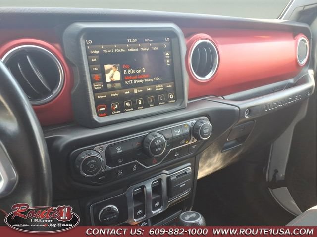 Used 2022 Jeep Wrangler Rubicon w/ LED Lighting Group AWD/4WD image 33