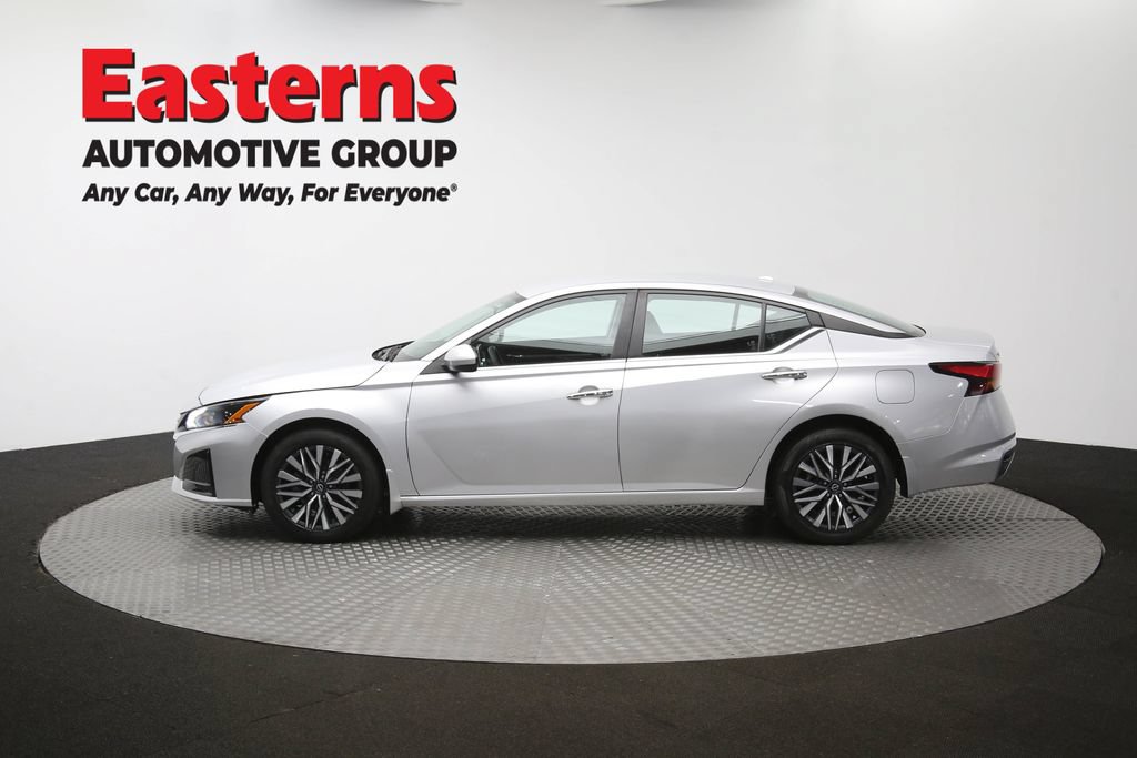 Used 2023 Nissan Altima 2.5 SV AWD/4WD image 59