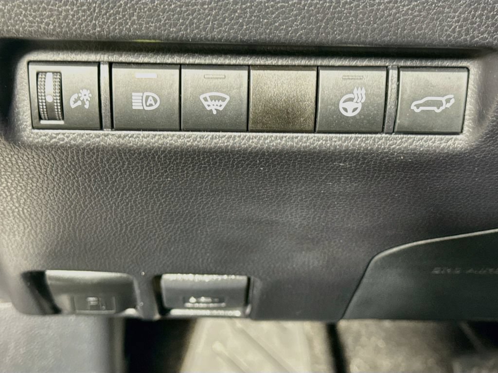 Certified 2019 Toyota RAV4 Limited w/ Cold Weather Package AWD/4WD image 10