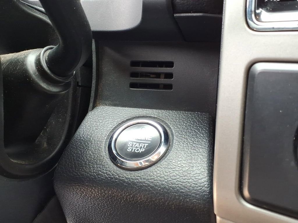 Used 2022 Ford F450 Lariat w/ Lariat Ultimate Package AWD/4WD image 16