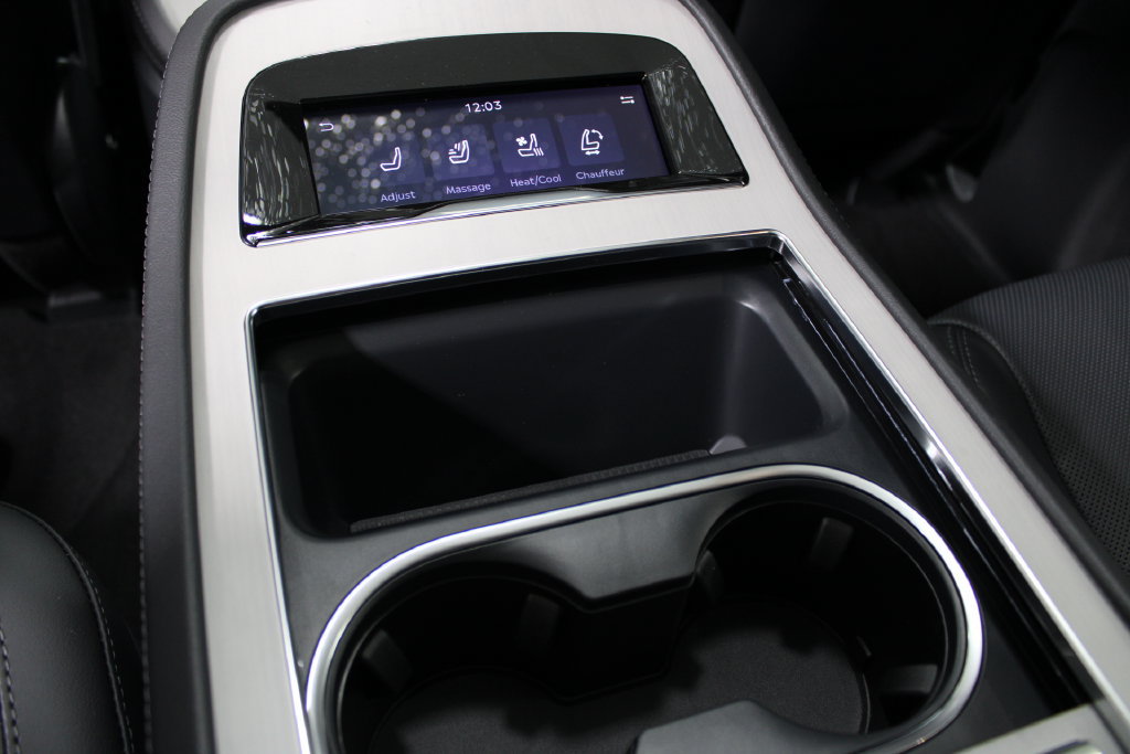 New 2026 Lincoln Navigator Reserve w/ Jet Appearance Package AWD/4WD image 29