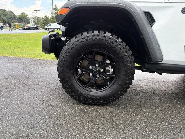 Used 2025 Jeep Wrangler Sport AWD/4WD image 22