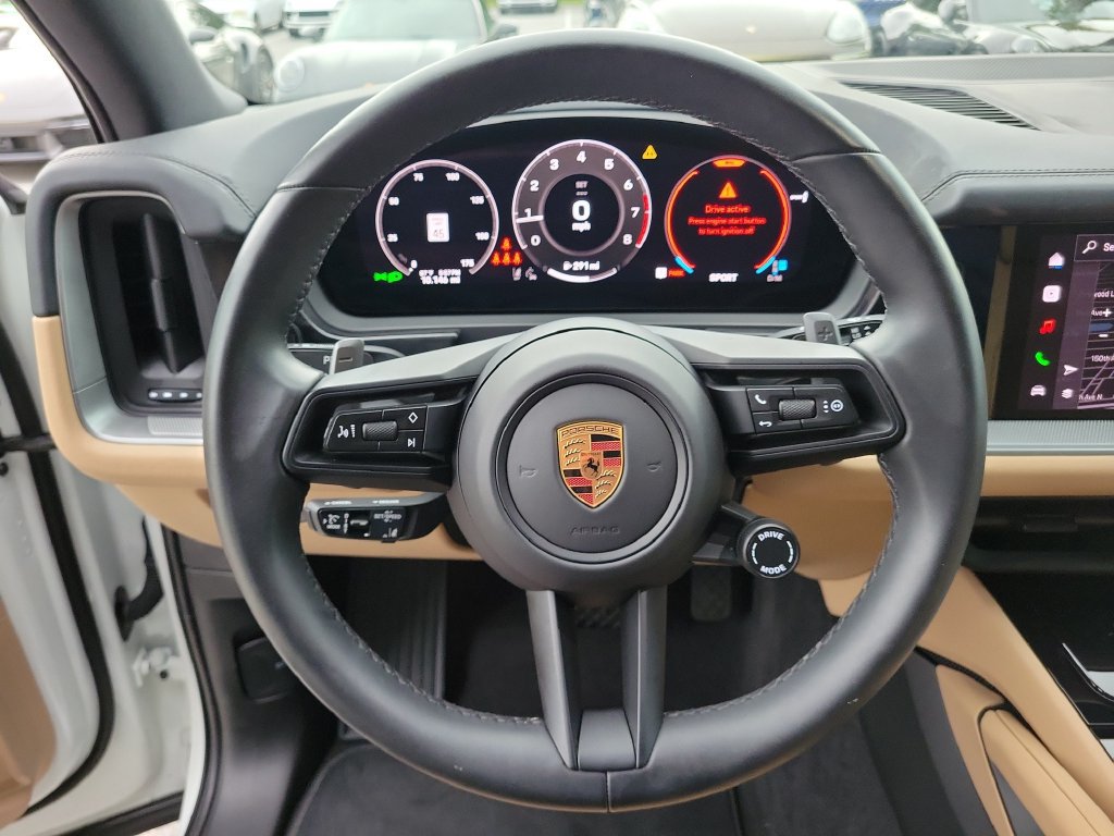 Certified 2026 Porsche Cayenne AWD/4WD image 32