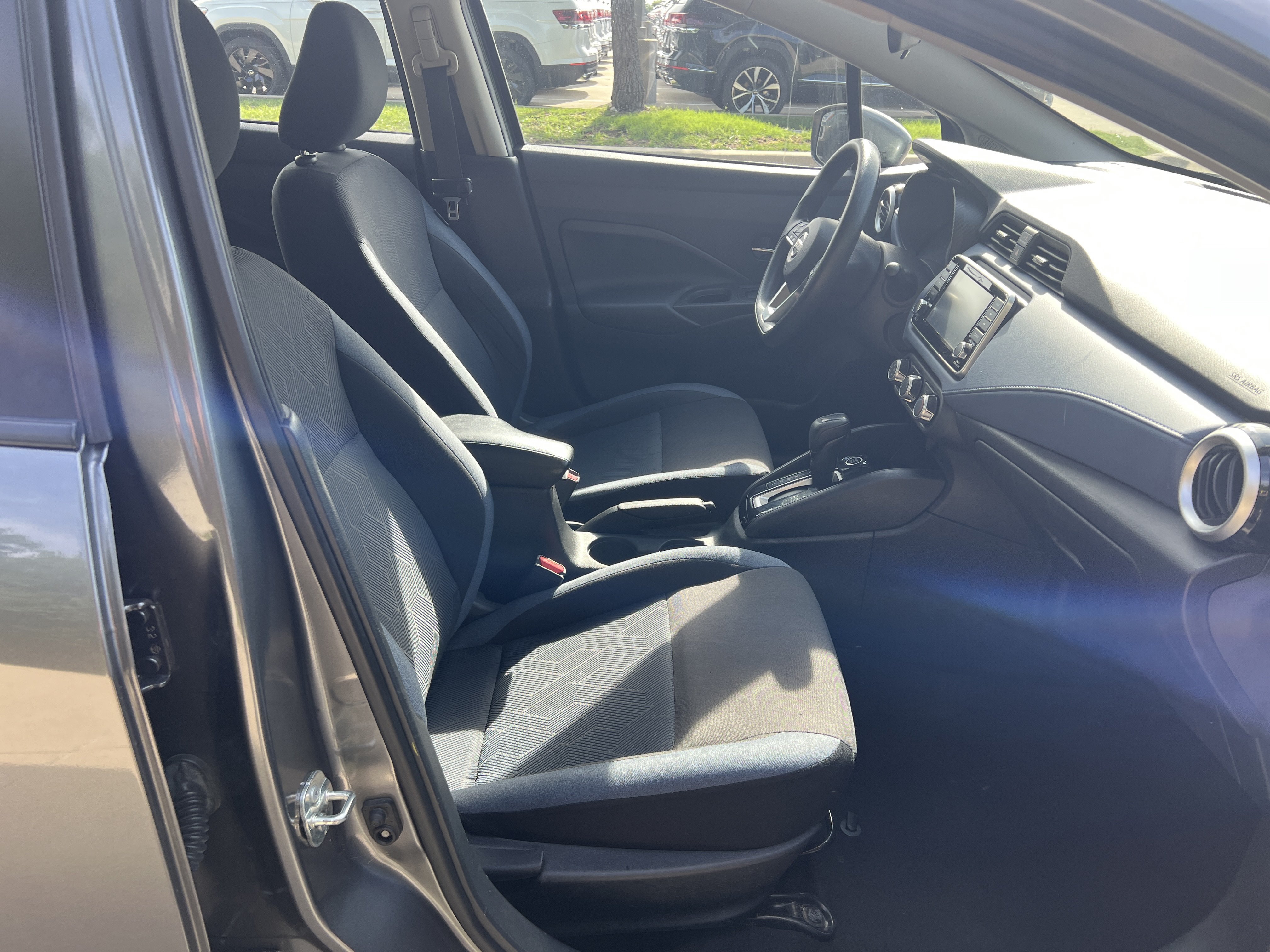 Used 2023 Nissan Versa SV FWD image 27