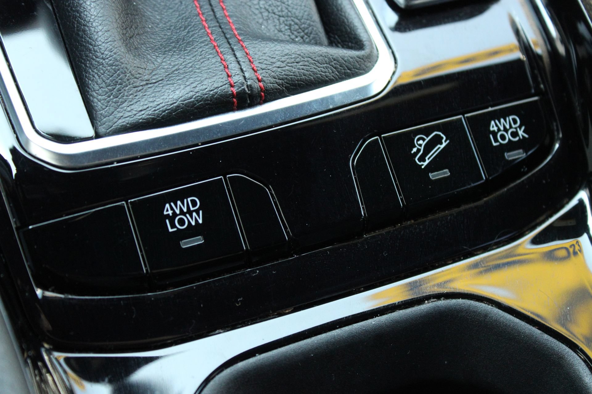 Used 2023 Jeep Compass Trailhawk AWD/4WD image 53