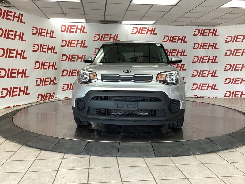 Used 2018 Kia Soul w/ Convenience Package FWD image 2