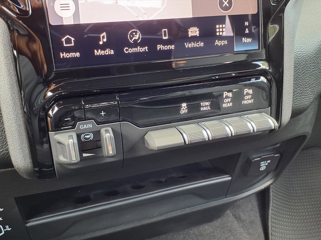 New 2026 RAM 2500 Tradesman AWD/4WD image 5