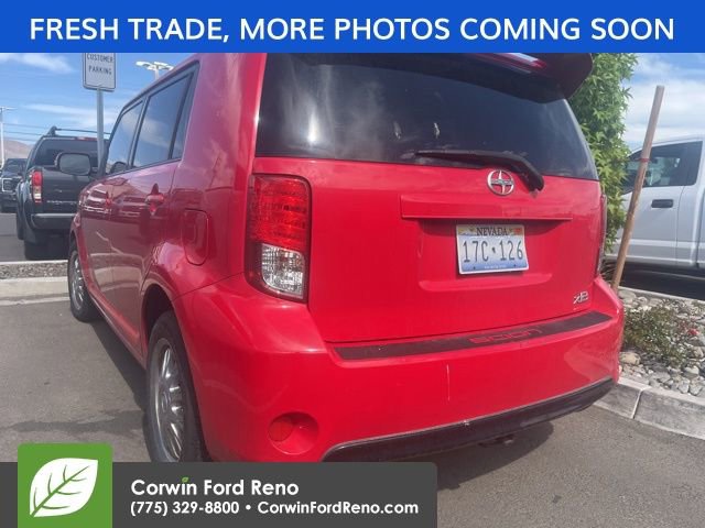 Used 2013 Scion xB FWD image 4