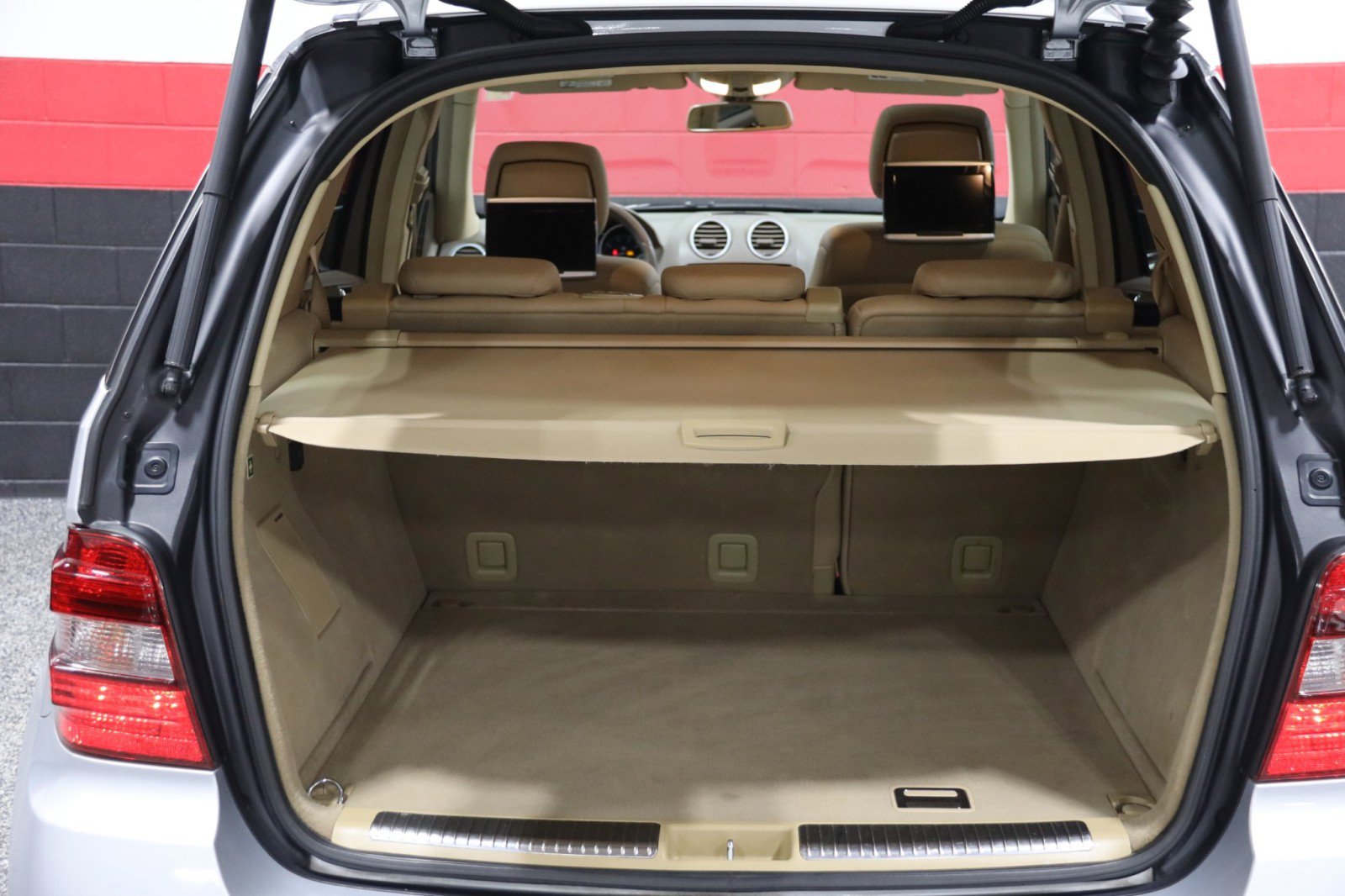 Used 2009 Mercedes-Benz ML 550 4MATIC image 35