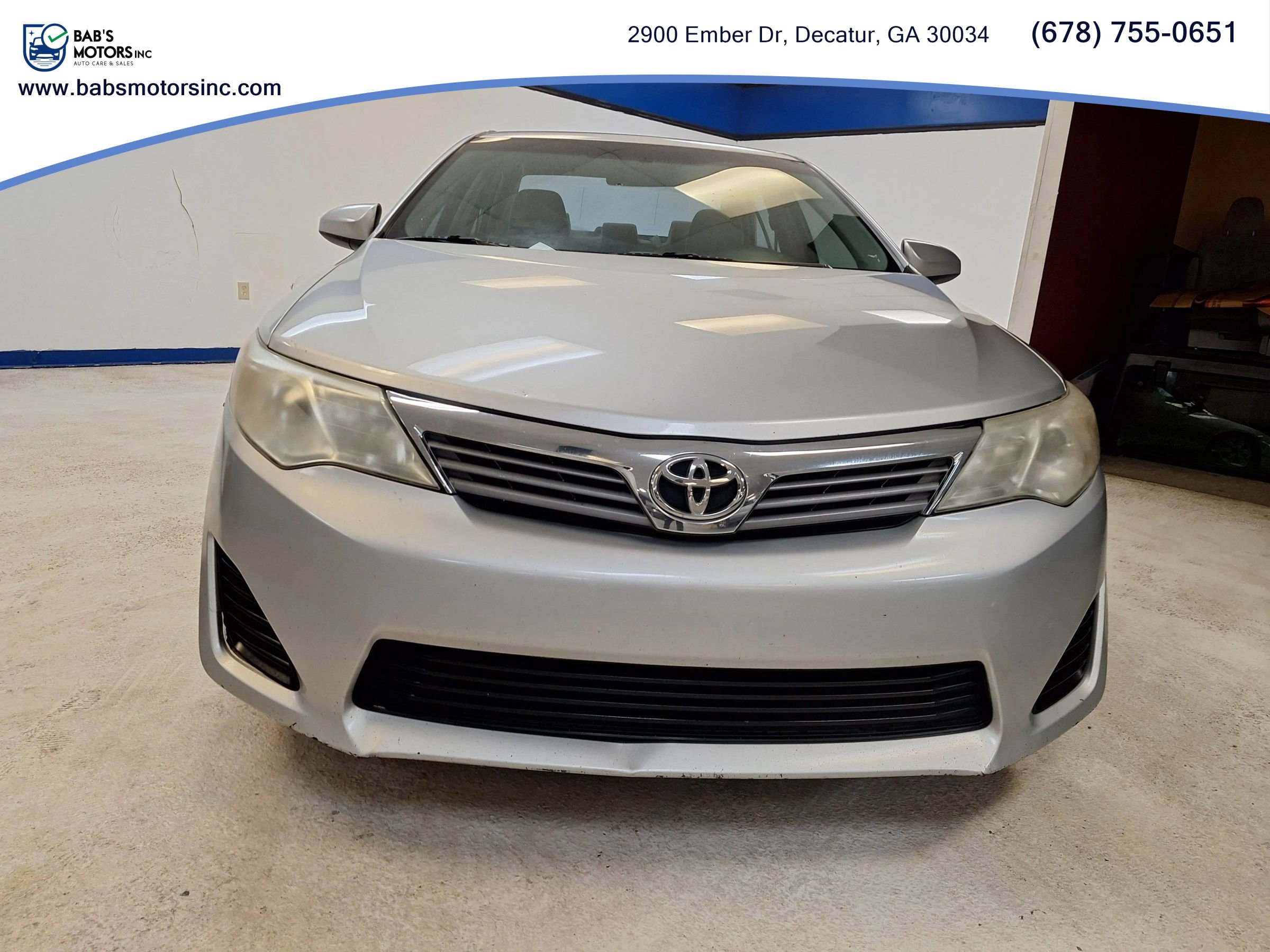 Used 2012 Toyota Camry L FWD image 2