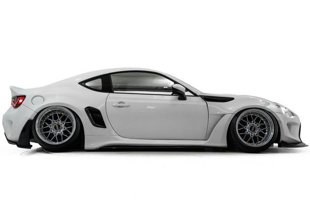 Used 2013 Subaru BRZ Limited w/ Popular Pkg 2C image 5