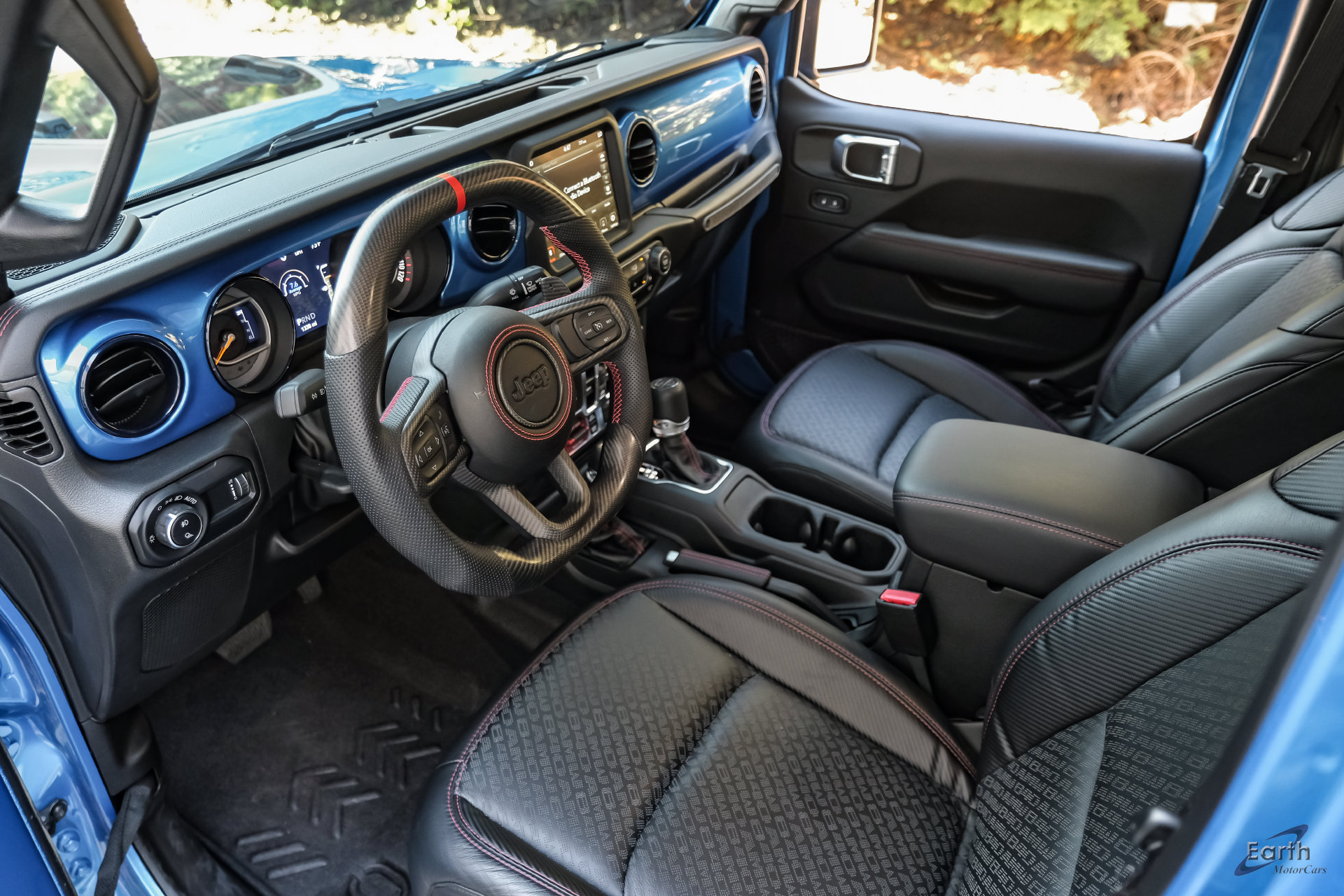 Used 2023 Jeep Gladiator Rubicon w/ LED Lighting Group AWD/4WD image 3
