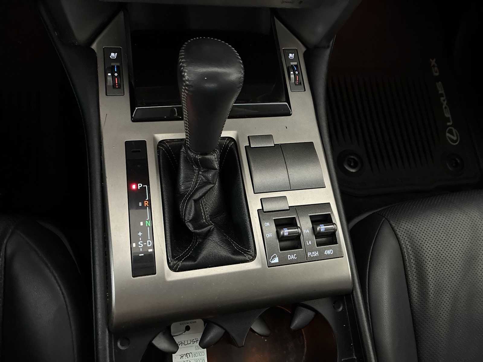 Used 2017 Lexus GX 460 w/ Navigation Package image 22