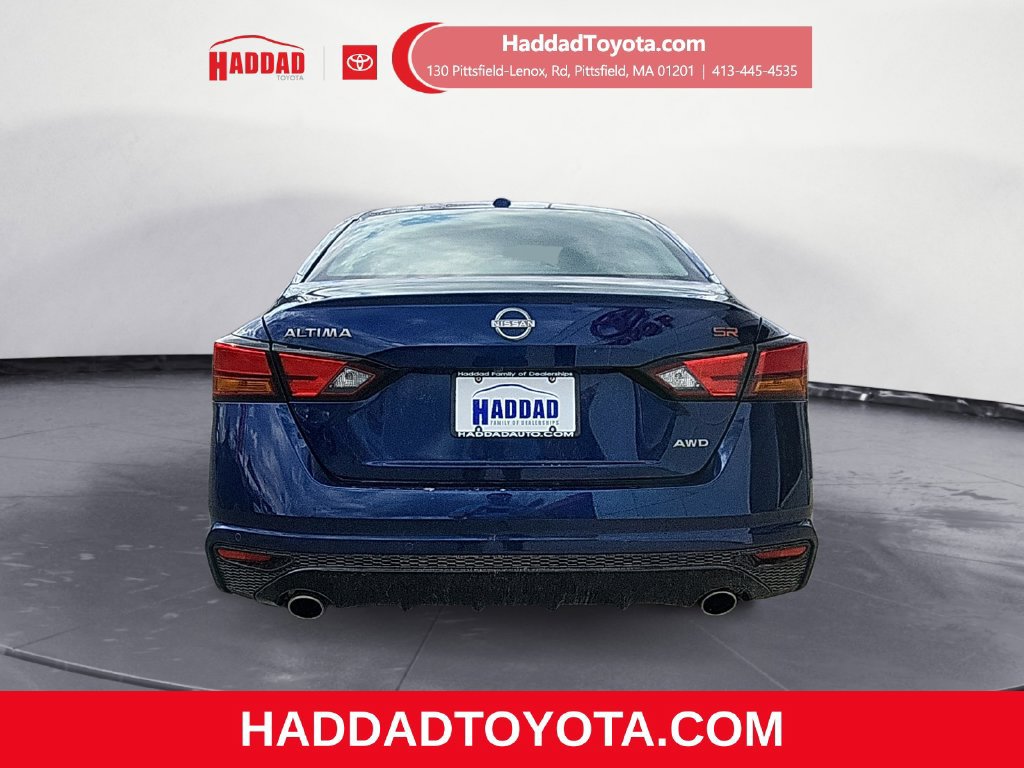 Used 2024 Nissan Altima 2.5 SR AWD/4WD image 4