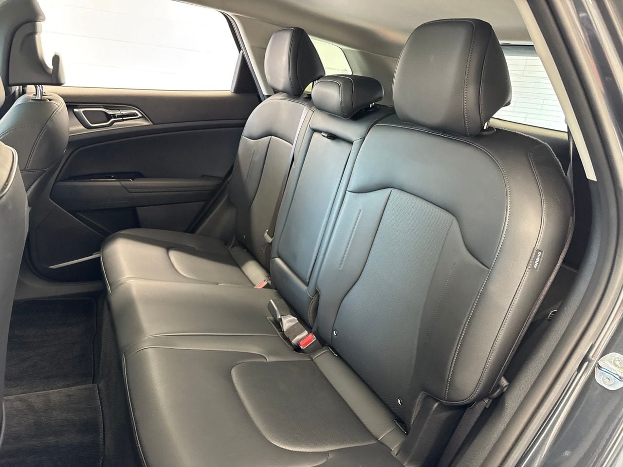 Used 2024 Kia Sportage EX w/ EX Premium Package AWD/4WD image 39