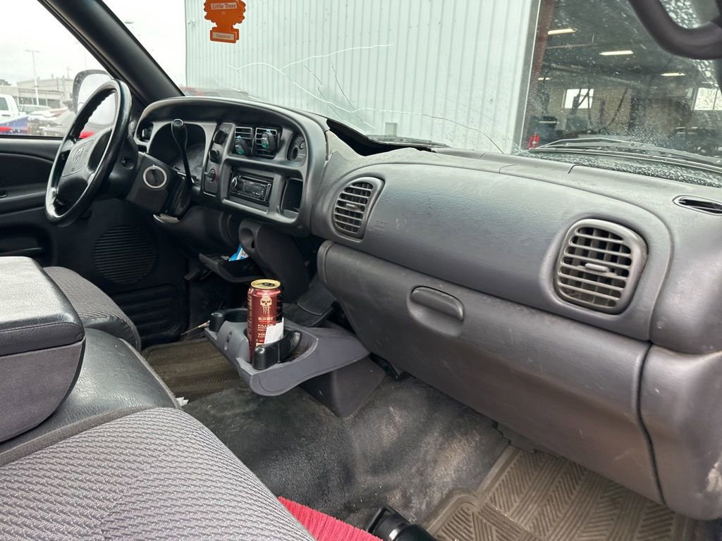 Used 2001 Dodge Ram 1500 Truck ST image 27