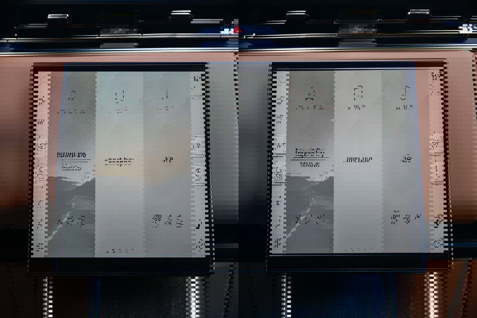 New 2026 Land Rover Range Rover SE image 14