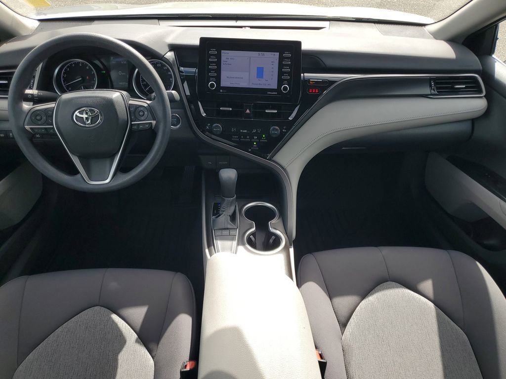 Used 2024 Toyota Camry LE w/ Convenience Package image 25