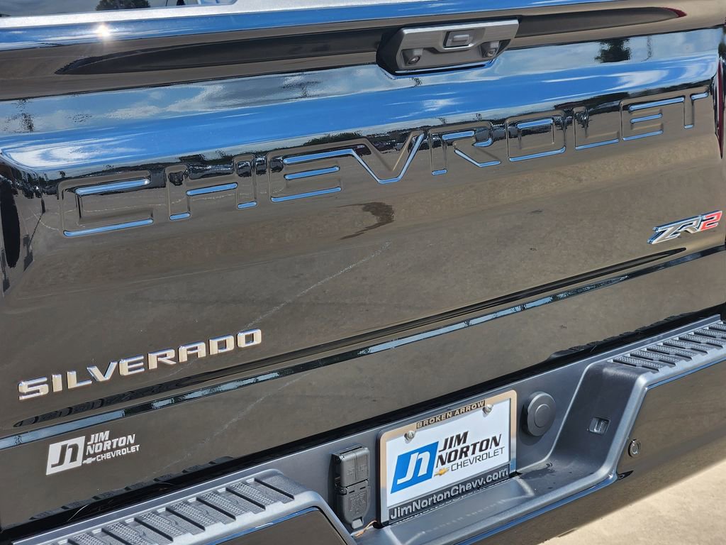 New 2026 Chevrolet Silverado 1500 ZR2 image 7
