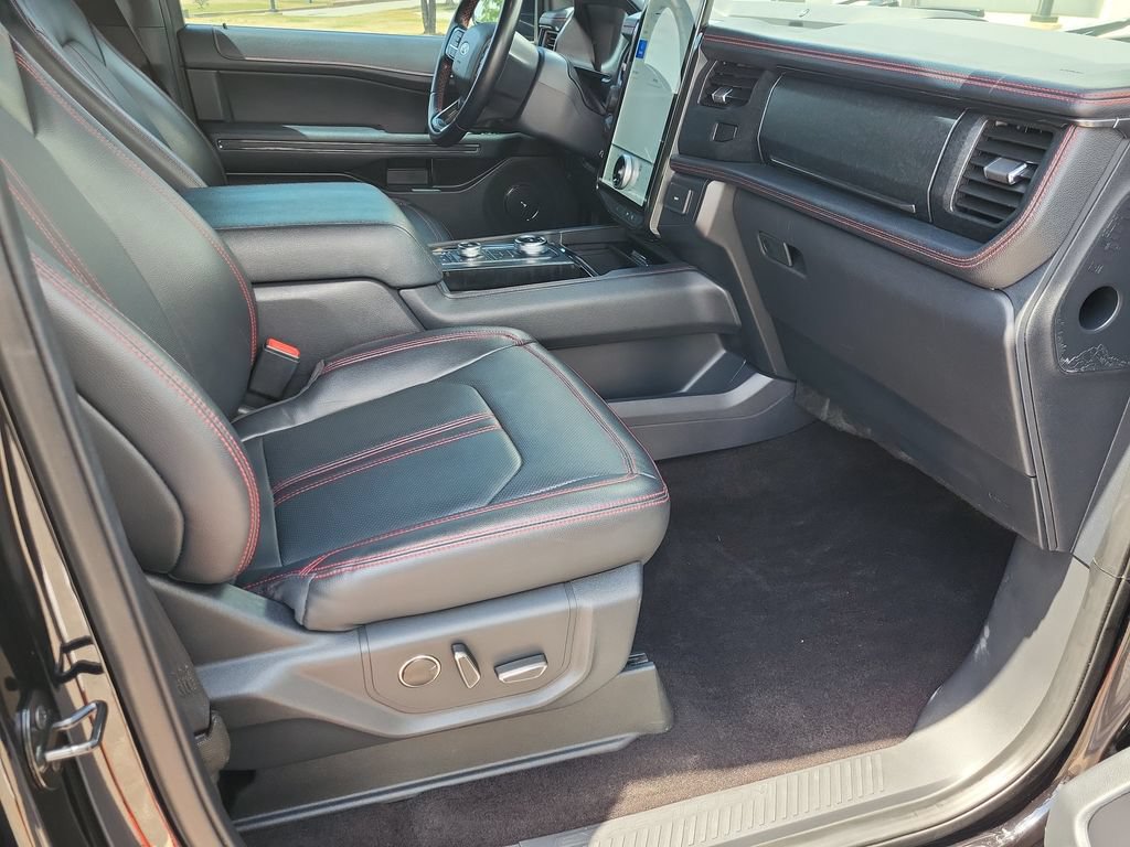 Used 2022 Ford Expedition Max Limited AWD/4WD image 21
