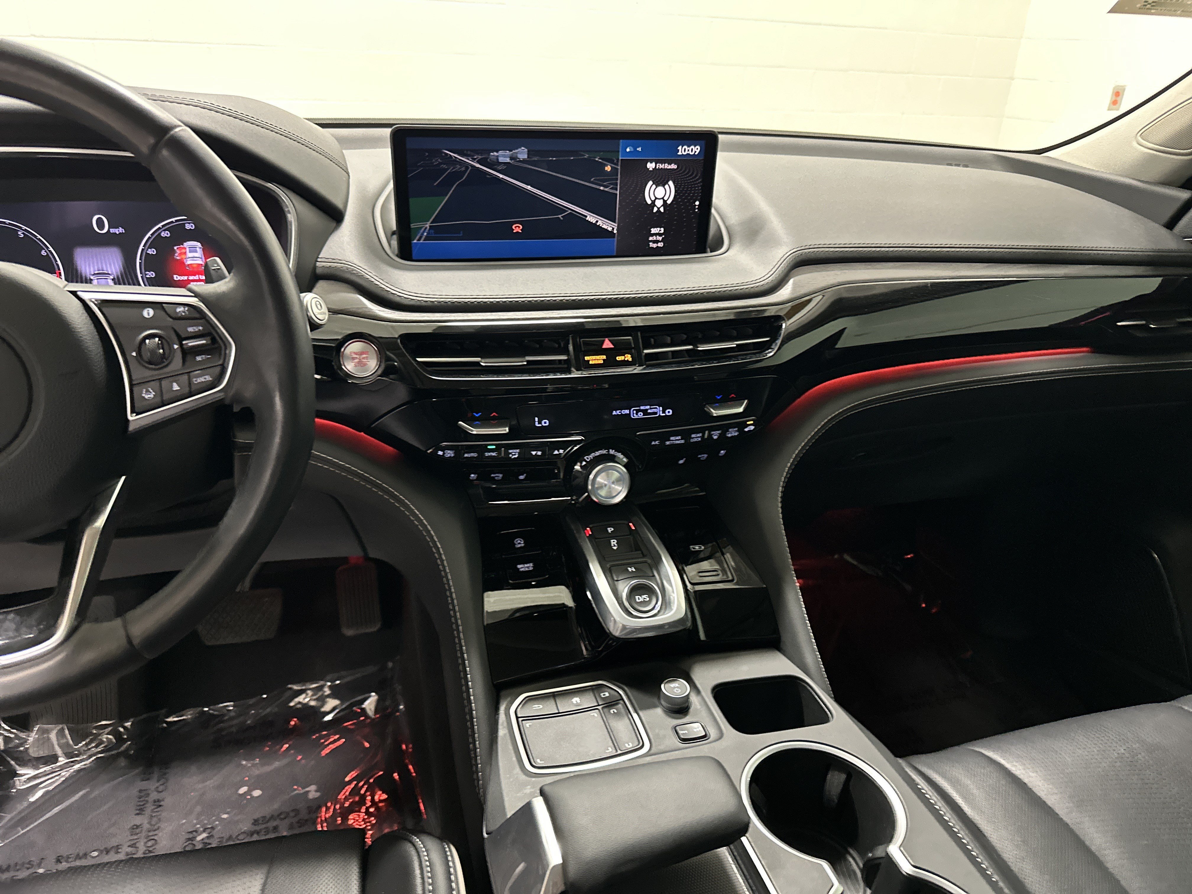 Used 2023 Acura MDX SH-AWD w/ Advance Package image 30