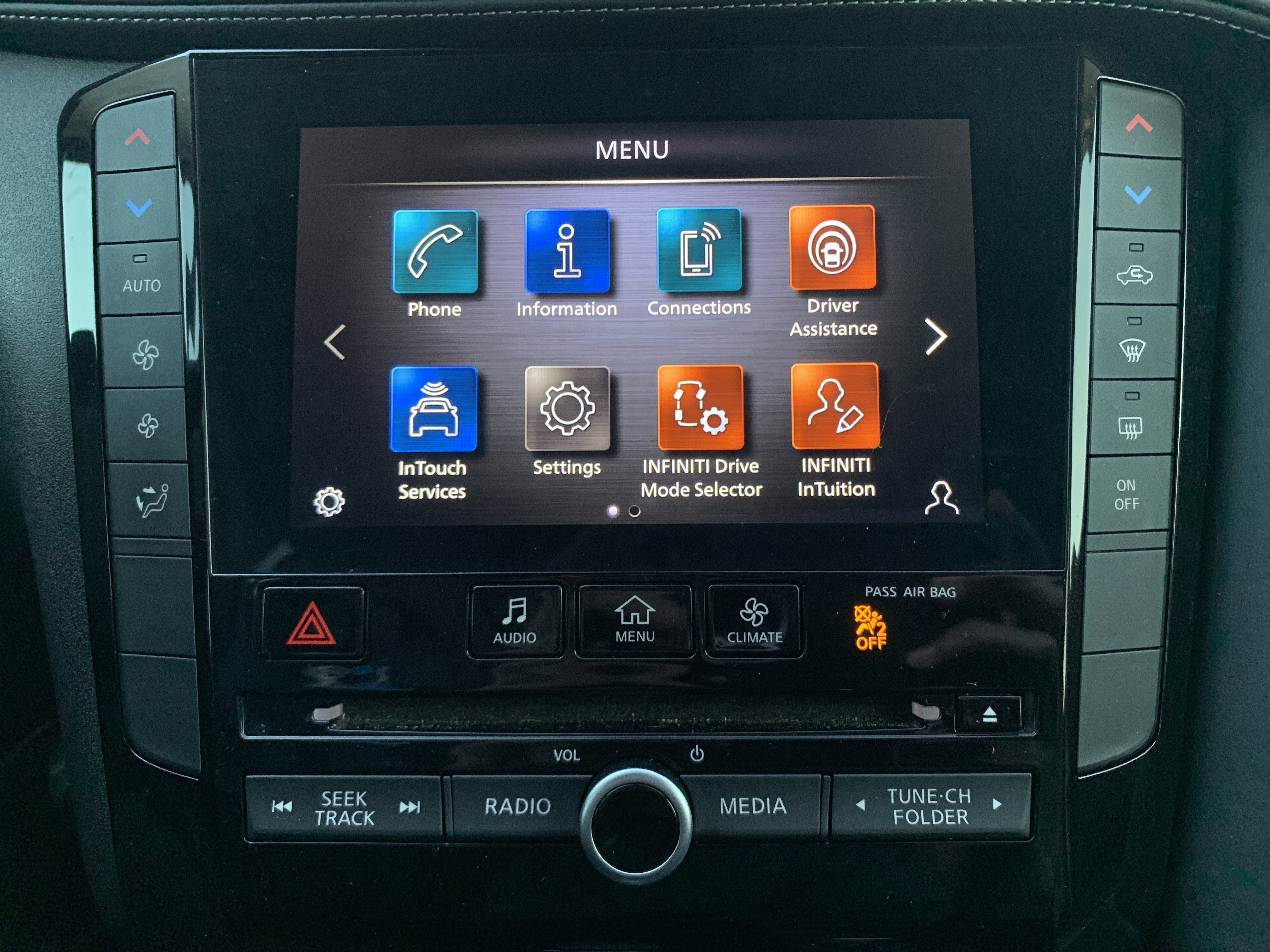 Used 2023 INFINITI QX50 Pure image 24