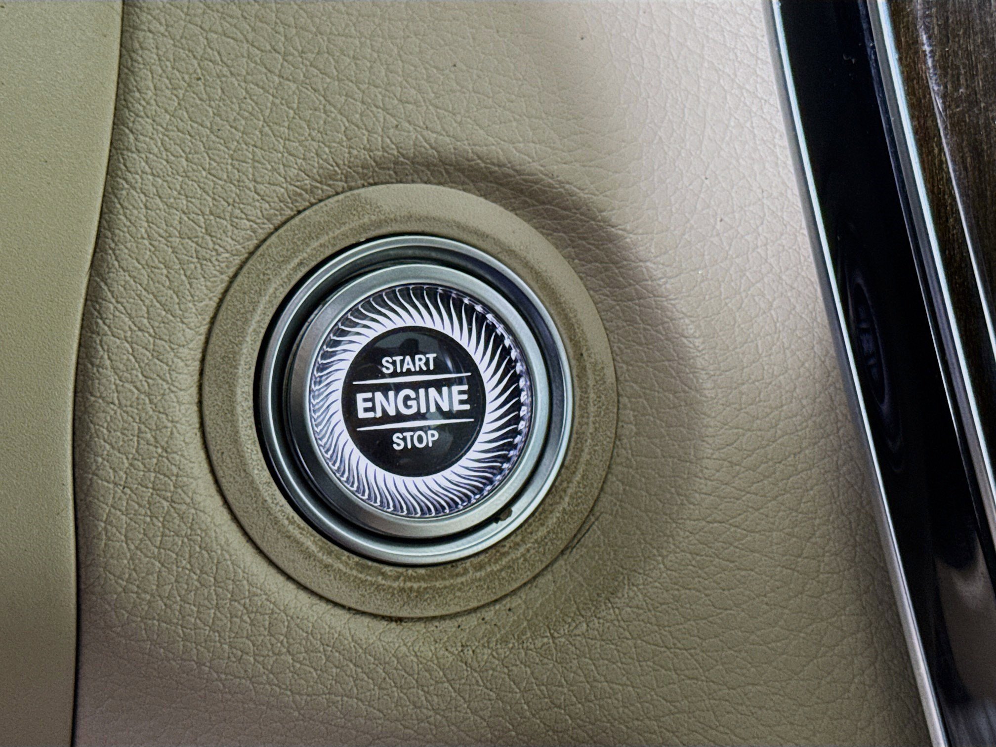 Used 2021 Mercedes-Benz C 300 Sedan image 21