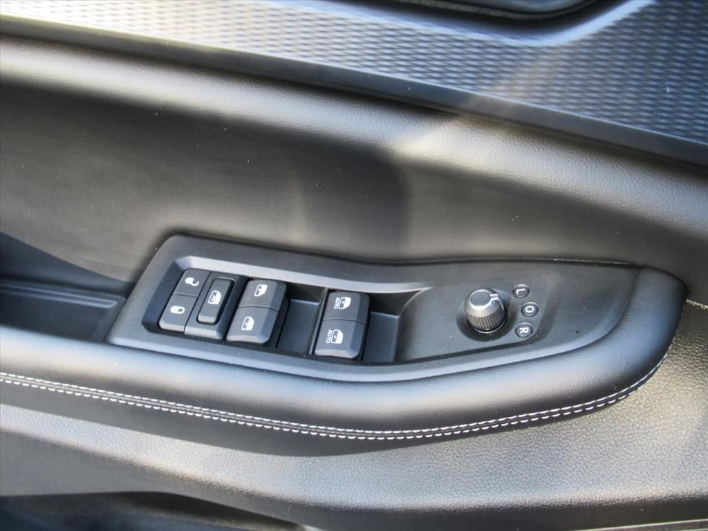 Used 2025 Jeep Grand Cherokee L Laredo w/ Luxury Tech Group I image 22