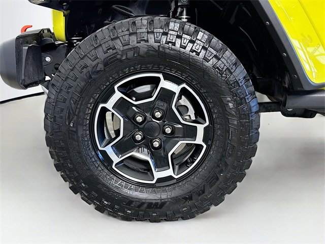 Used 2023 Jeep Gladiator Mojave w/ Cold Weather Group image 32