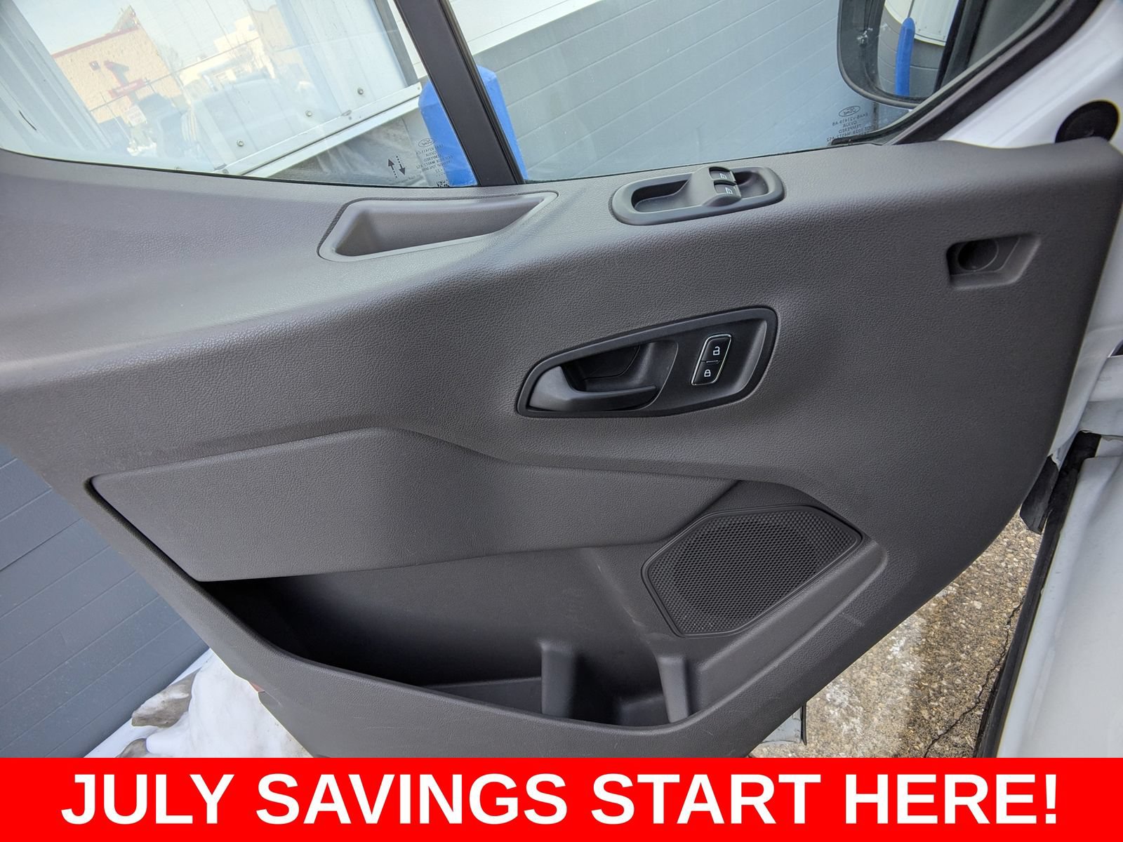 Used 2022 Ford Transit 350 XLT RWD image 30