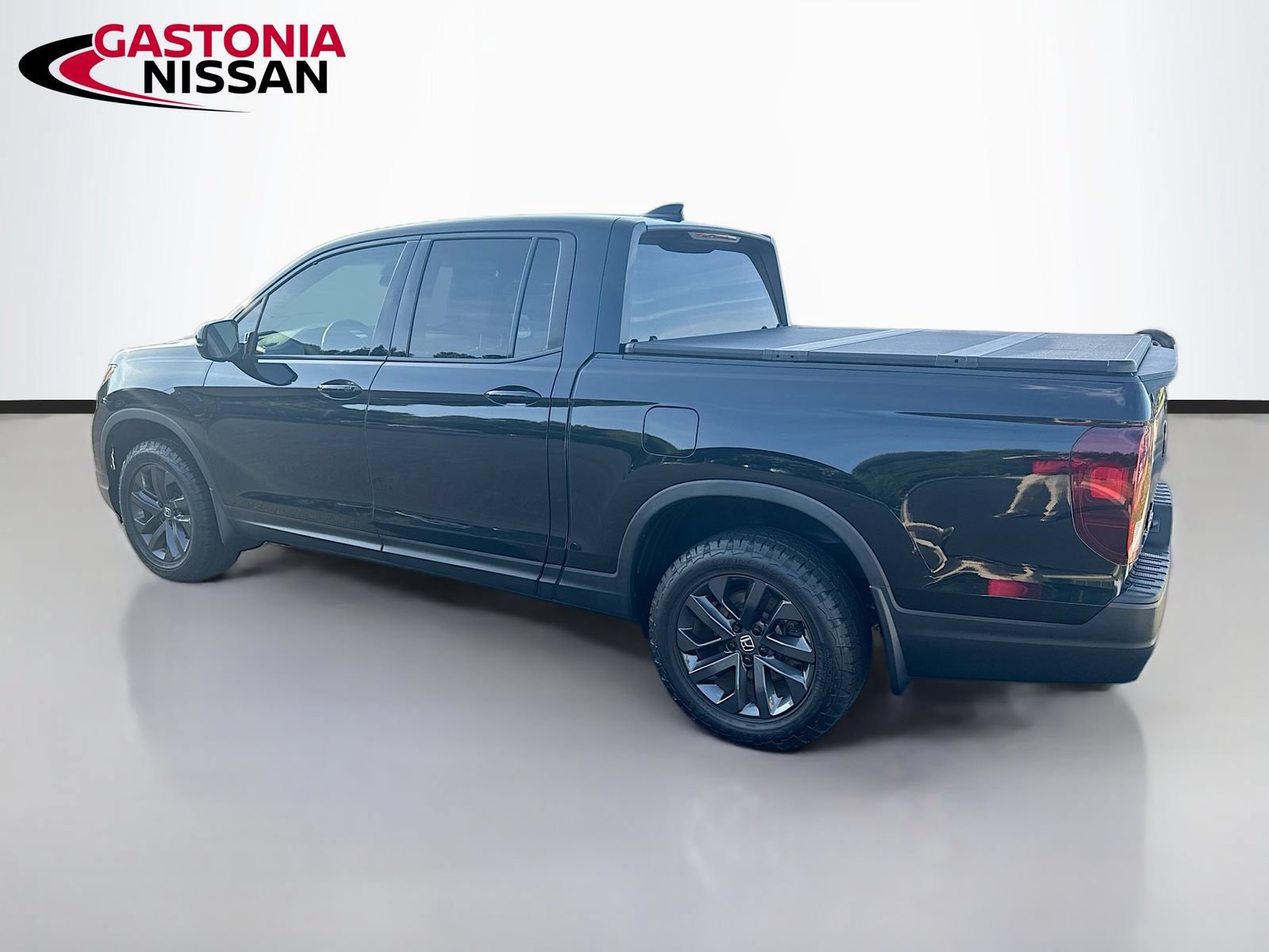 Used 2023 Honda Ridgeline Sport image 6