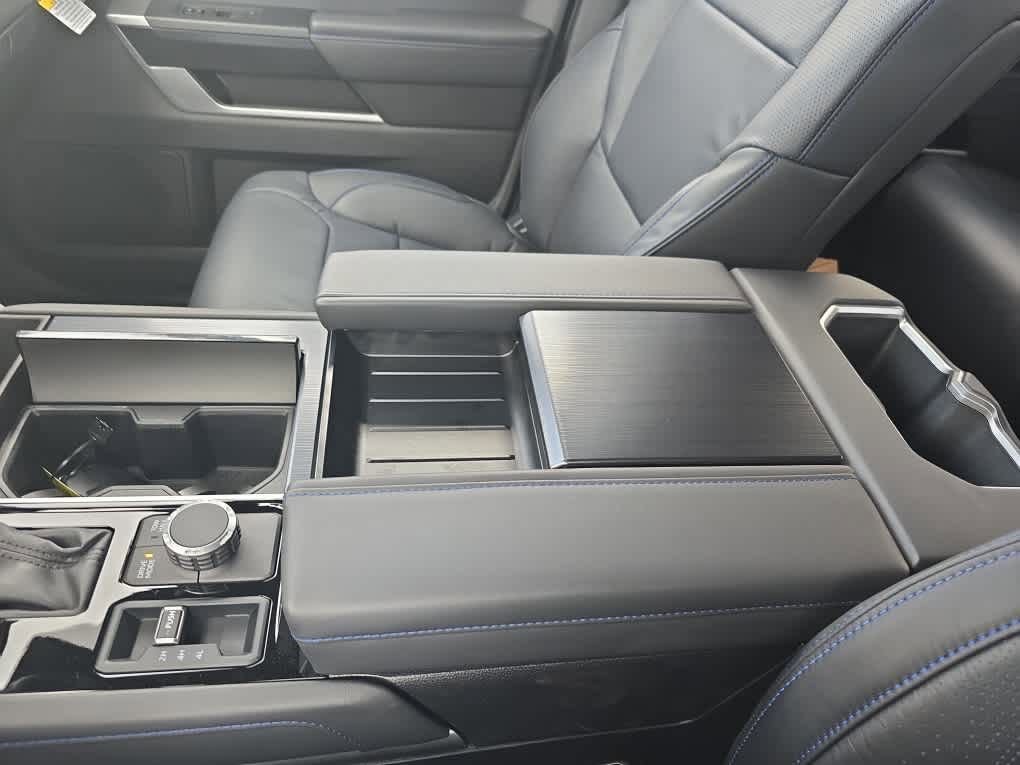 New 2025 Toyota Tundra Platinum image 38