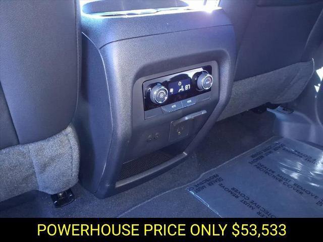 New 2026 Chevrolet Traverse Z71 w/ Enhanced Driving Package image 14