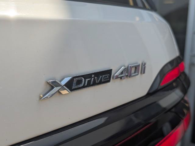 Used 2026 BMW 540i xDrive AWD/4WD image 9