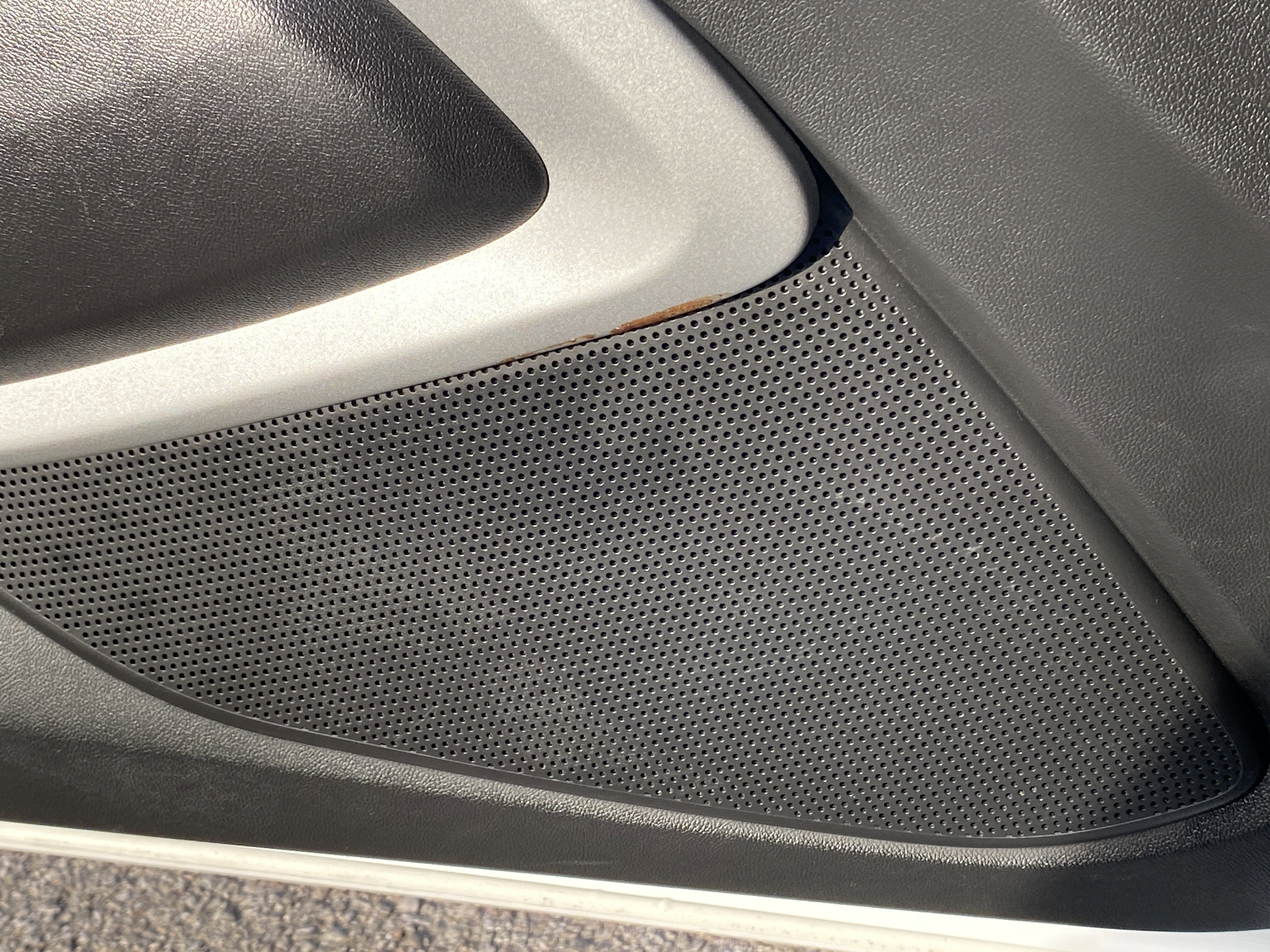 Used 2018 Chevrolet Camaro LT image 29