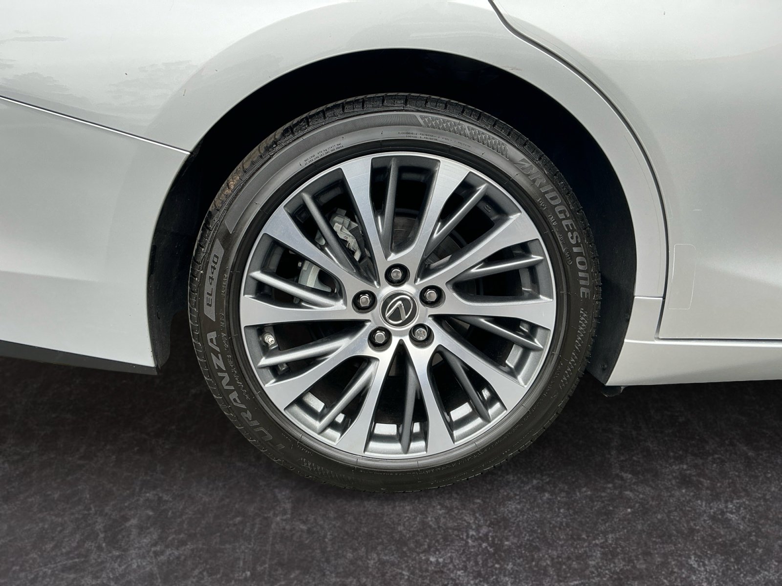 Used 2020 Lexus ES 350 w/ Premium Package FWD image 14