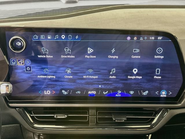 Used 2024 Chevrolet Equinox EV RS AWD/4WD image 11
