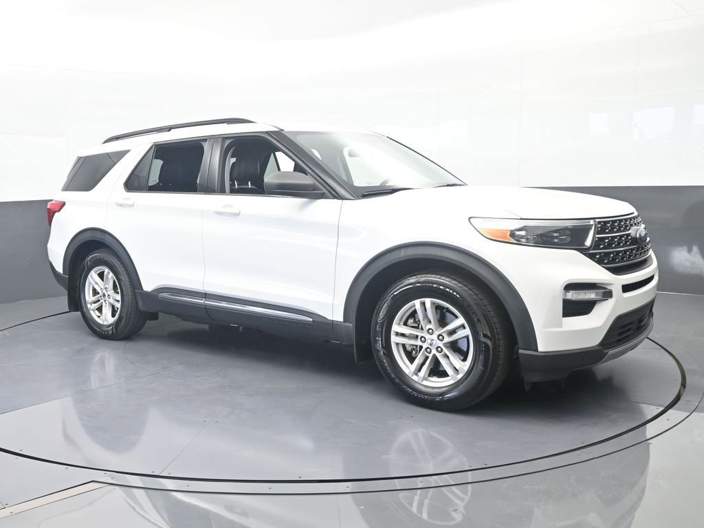 Used 2021 Ford Explorer XLT w/ Equipment Group 202A RWD image 8