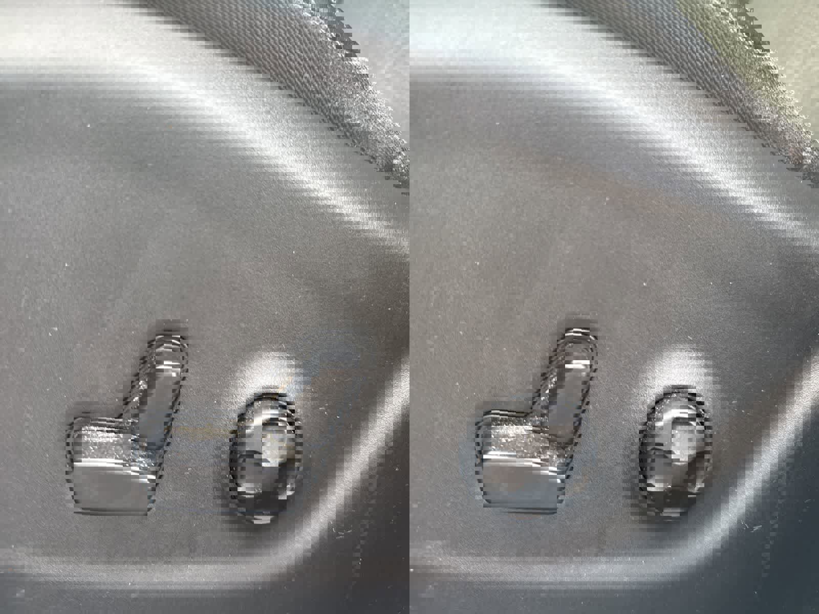 Used 2019 Jeep Cherokee Trailhawk w/ Cold Weather Group image 15