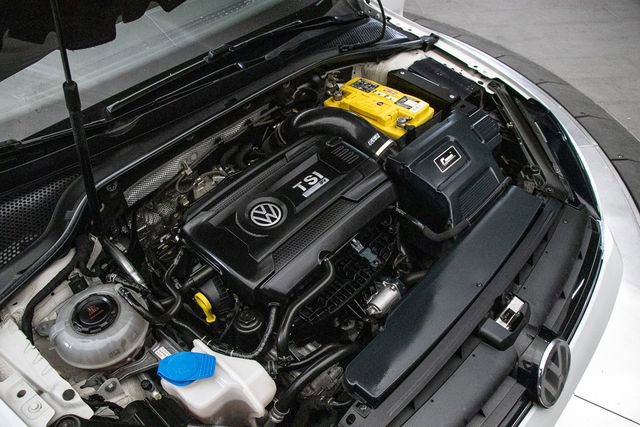 Used 2019 Volkswagen Golf R 4-Door image 27