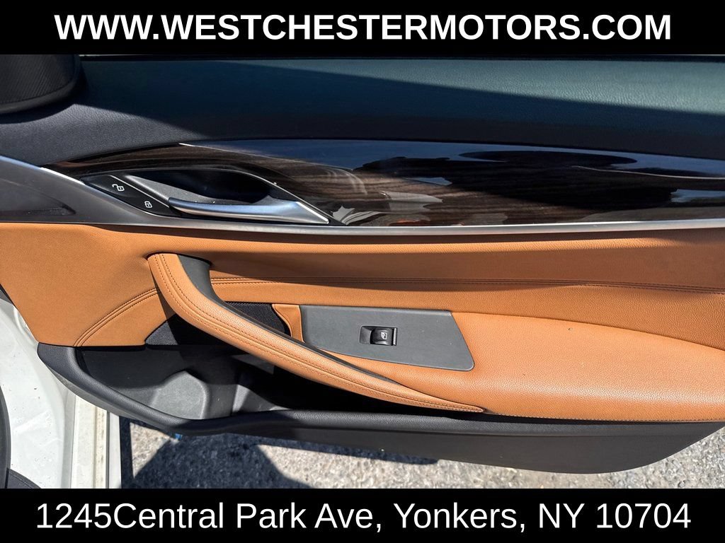 Used 2021 BMW 530i xDrive w/ M Sport Package AWD/4WD image 14
