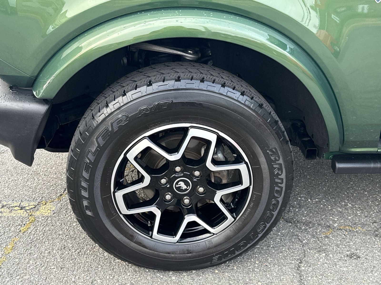 Used 2023 Ford Bronco Outer Banks AWD/4WD image 12