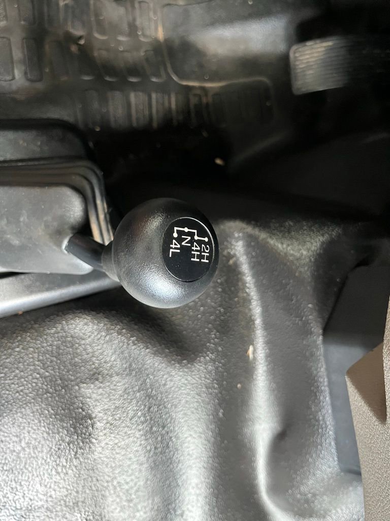 Used 2010 Ford F250 XL image 32